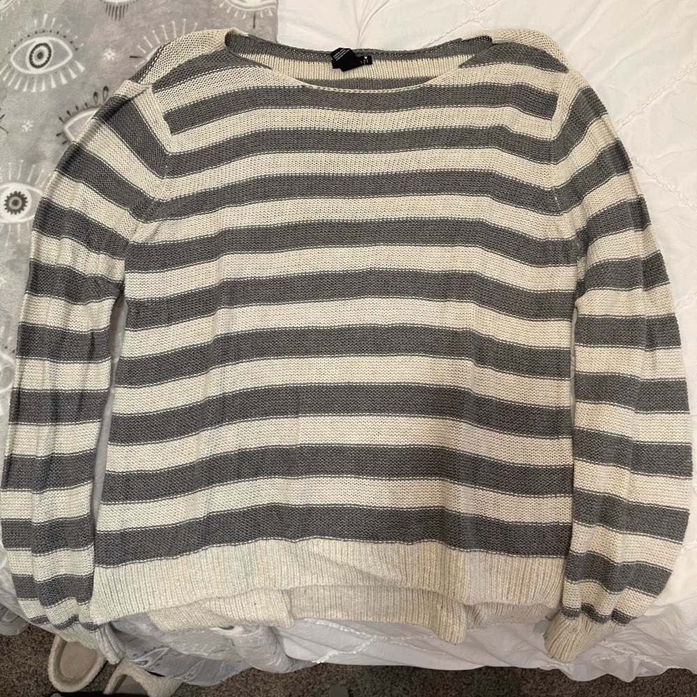 grey and white stripped sweater